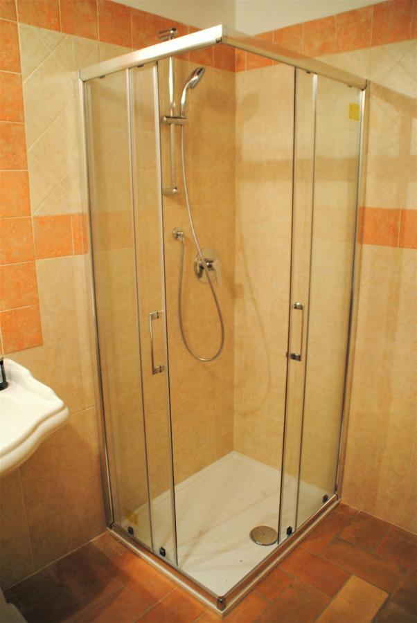 Camera Matrimoniale con Bagno Privato